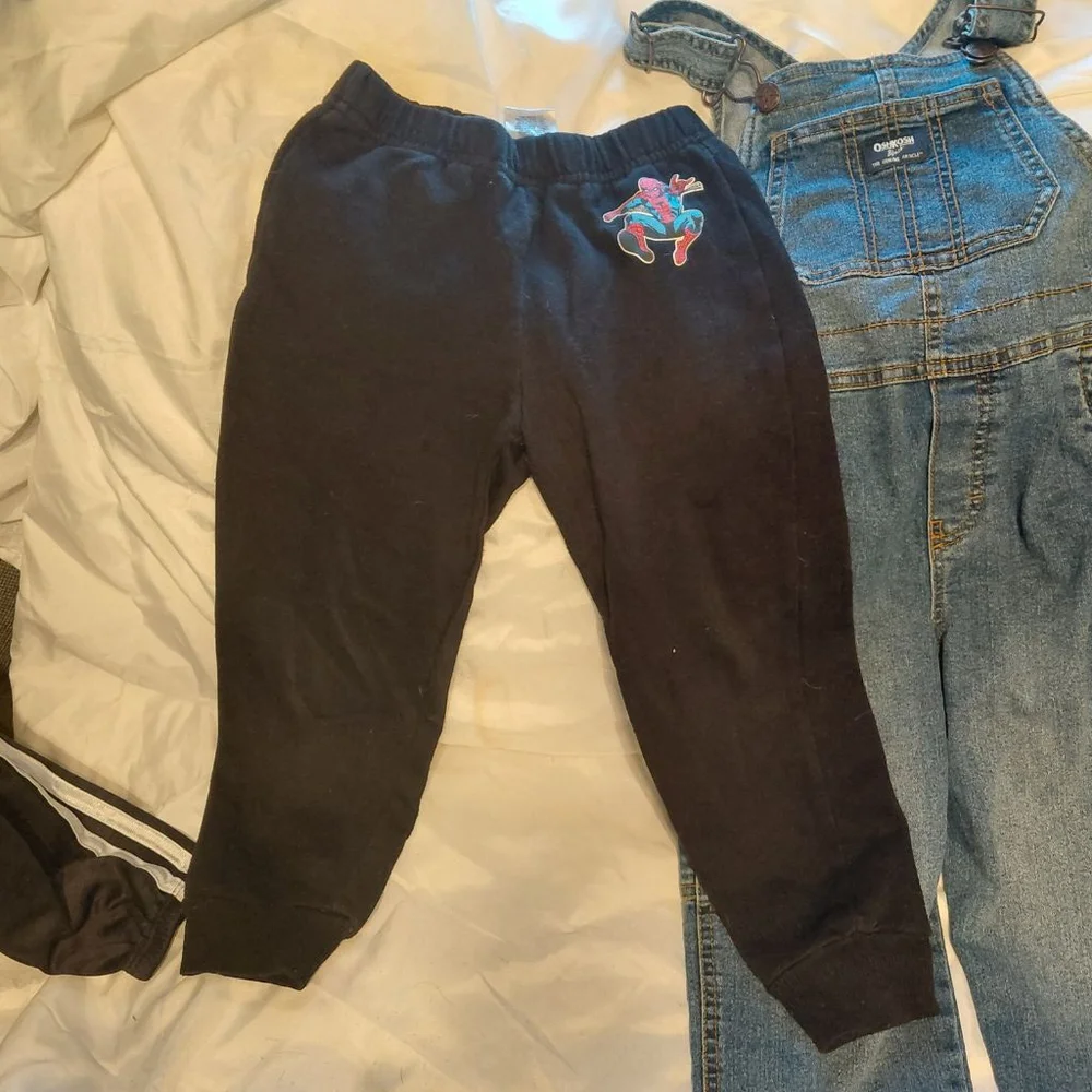 Boys OshKosh B'gosh Blue Denim Overalls Bundle size 4 Pants Excellent condition